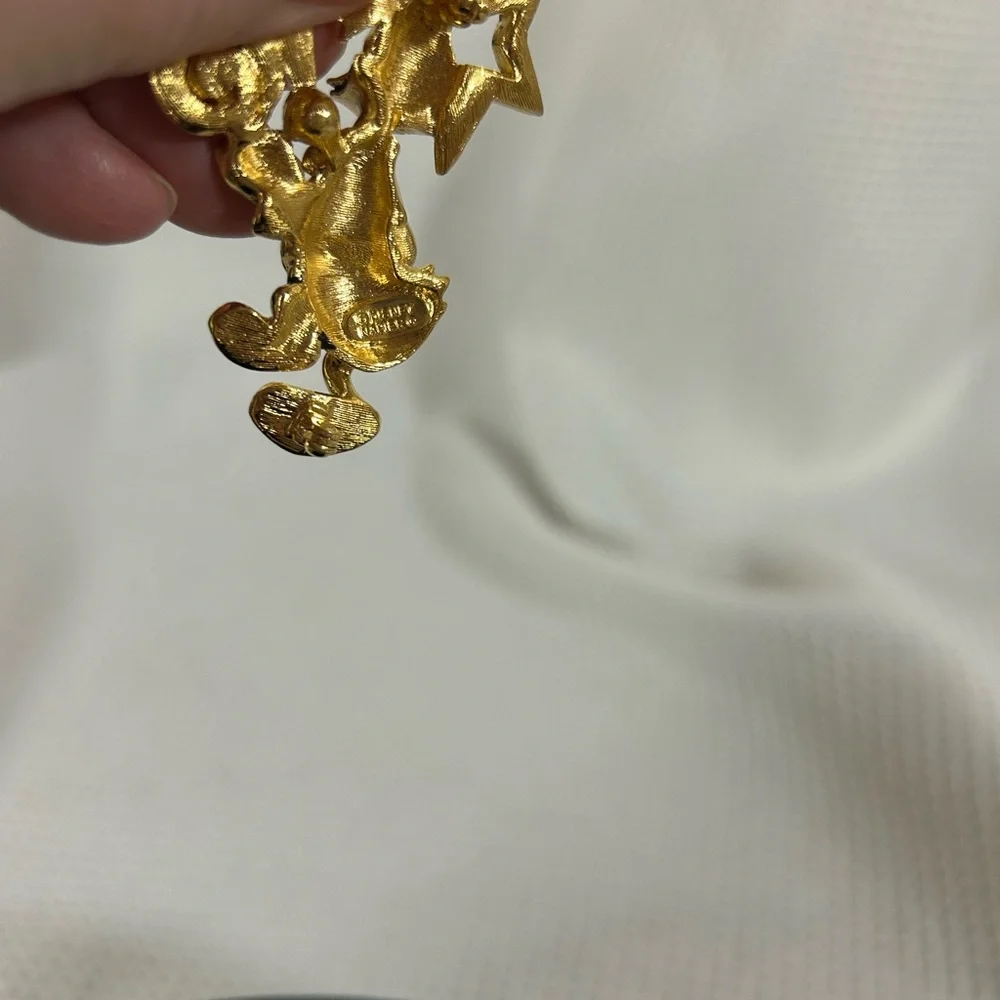 Vintage Disney and Napier Donald Duck go to pen brooch - Picture 2 of 5